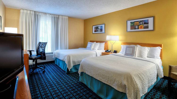 Fairfield Inn & Suites McAllen Airport Room
