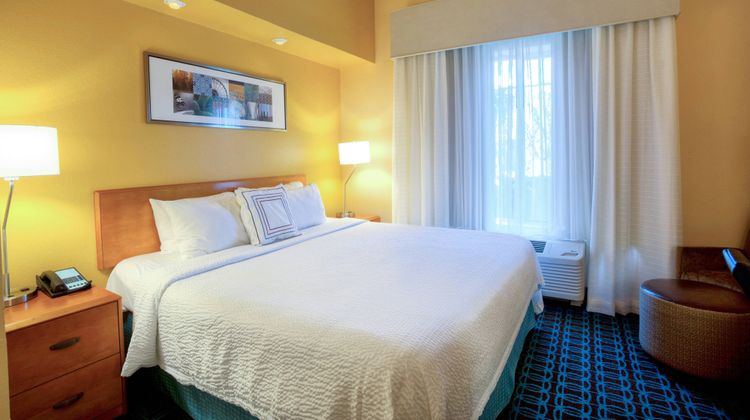 Fairfield Inn & Suites McAllen Airport Room