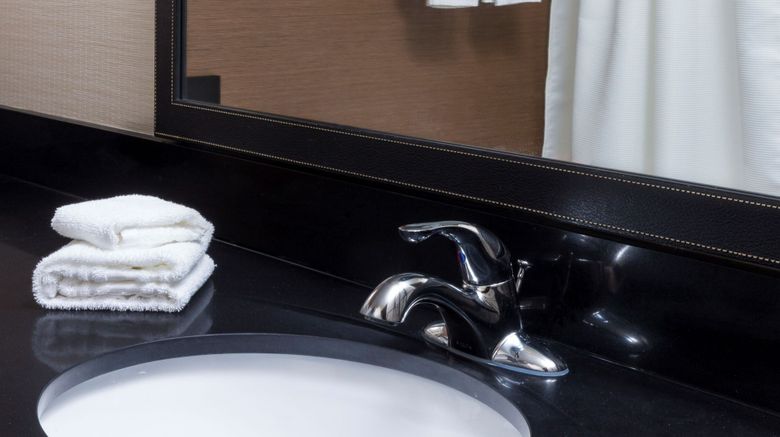 <b>Fairfield Inn & Suites Galesburg Room</b>. Images powered by <a href="https://www.leonardoworldwide.com/" title="Leonardo Worldwide" target="_blank">Leonardo</a>.