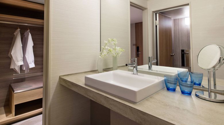 <b>Fuji Marriott Hotel Lake Yamanaka Room</b>. Images powered by <a href="https://www.leonardoworldwide.com/" title="Leonardo Worldwide" target="_blank">Leonardo</a>.