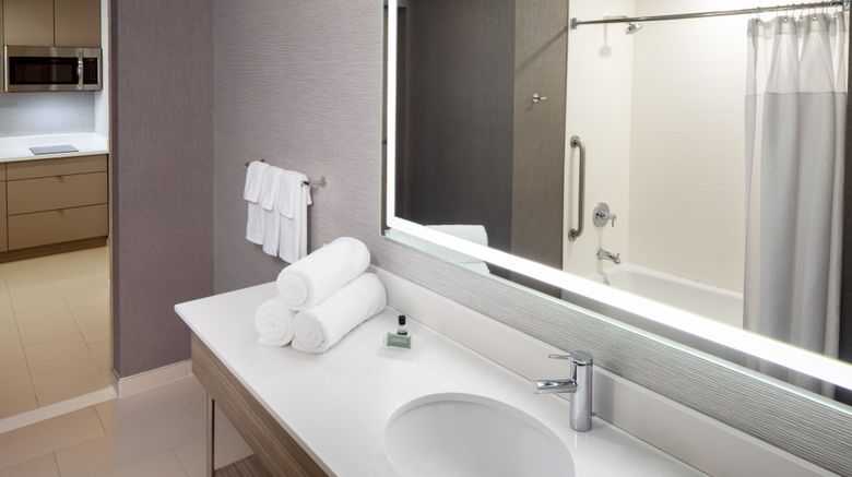 <b>SpringHill Suites JFK Airport/Jamaica Room</b>. Images powered by <a href="https://www.leonardoworldwide.com/" title="Leonardo Worldwide" target="_blank">Leonardo</a>.