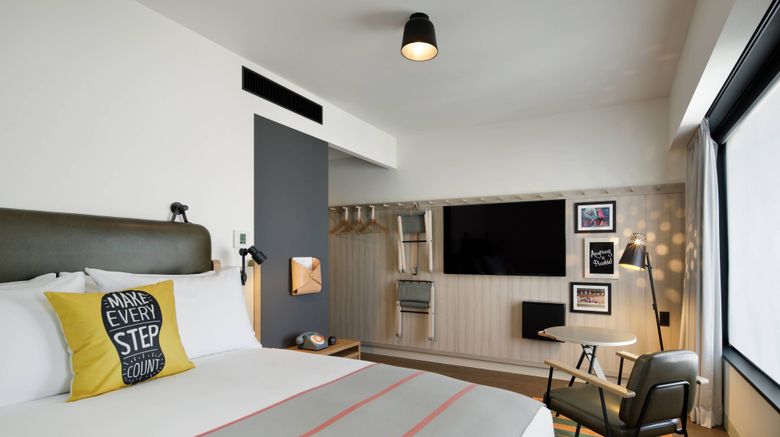 <b>Moxy Osaka Umeda Room</b>. Images powered by <a href="https://www.leonardoworldwide.com/" title="Leonardo Worldwide" target="_blank">Leonardo</a>.