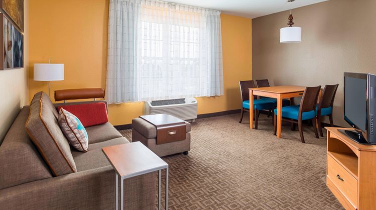 TownePlace Suites Phoenix North Suite