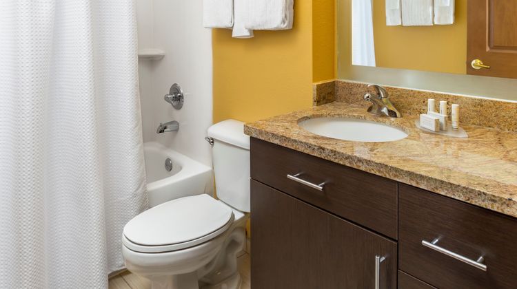 TownePlace Suites Phoenix North Room