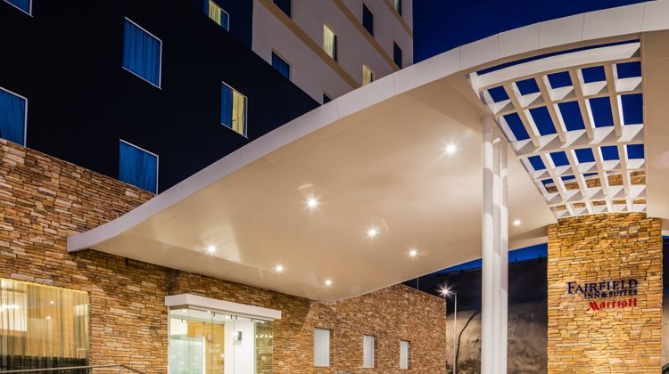 Fairfield Inn & Suites Queretaro Exterior