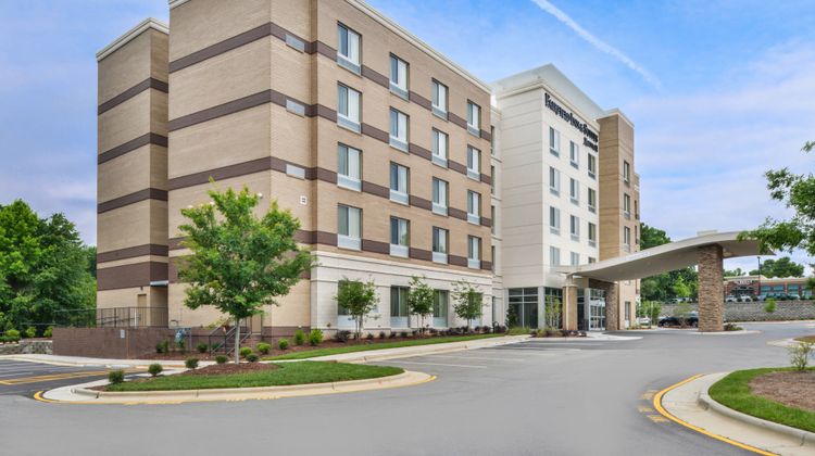Fairfield Inn & Suites Raleigh Cary Exterior