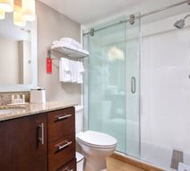 TownePlace Suites Tucson Room