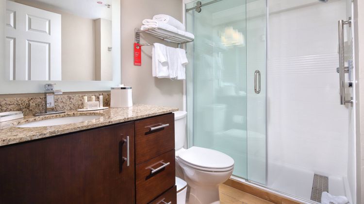 TownePlace Suites Tucson Room