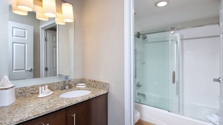 TownePlace Suites Tucson Room