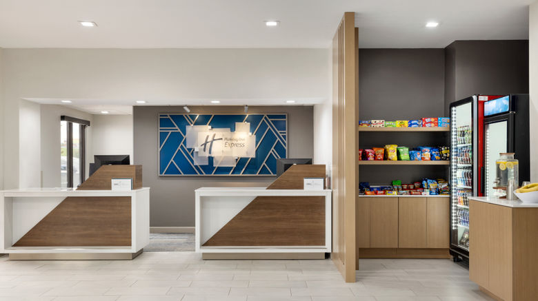 <b>Holiday Inn Hotel & Suites Lobby</b>. Images powered by <a href="https://www.leonardoworldwide.com/" title="Leonardo Worldwide" target="_blank">Leonardo</a>.