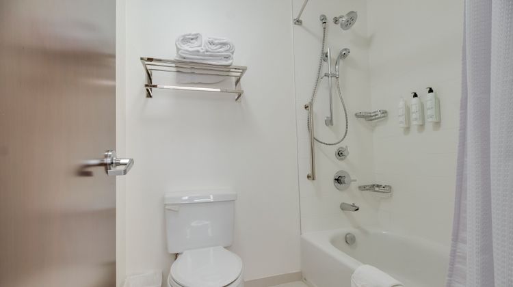 SpringHill Suites Dallas NW Highway Room