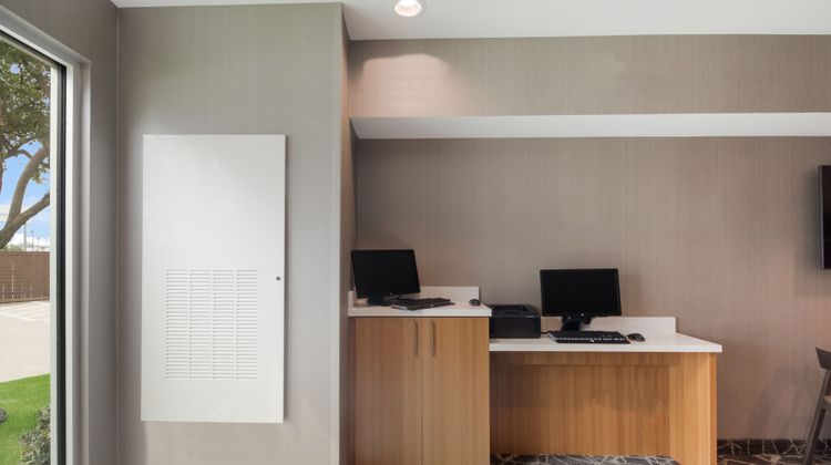 SpringHill Suites Dallas NW Highway Lobby