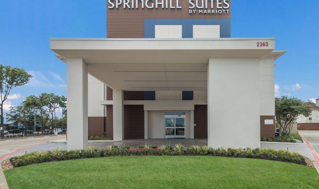 SpringHill Suites Dallas NW Highway Exterior