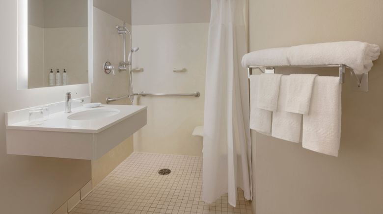<b>SpringHill Suites Newark Liberty Airport Room</b>. Images powered by <a href="https://www.leonardoworldwide.com/" title="Leonardo Worldwide" target="_blank">Leonardo</a>.