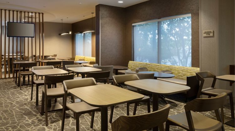 SpringHill Suites Newark Liberty Airport Restaurant