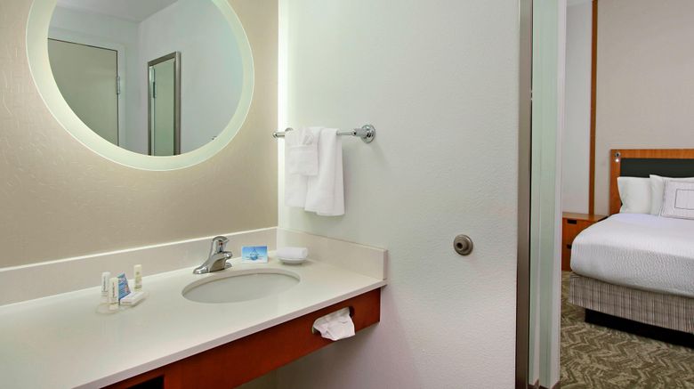 <b>SpringHill Suites Madera Room</b>. Images powered by <a href="https://www.leonardoworldwide.com/" title="Leonardo Worldwide" target="_blank">Leonardo</a>.