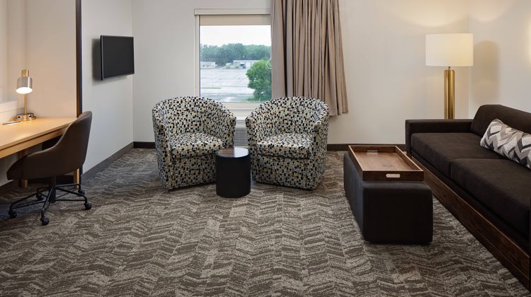 SpringHill Suites Green Bay Suite