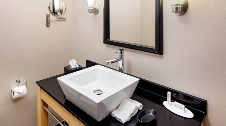 SpringHill Suites Green Bay Room