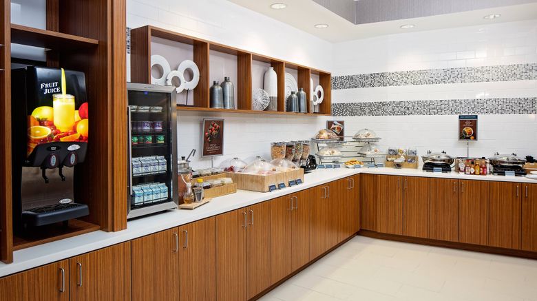 <b>SpringHill Suites Green Bay Restaurant</b>. Images powered by <a href="https://www.leonardoworldwide.com/" title="Leonardo Worldwide" target="_blank">Leonardo</a>.