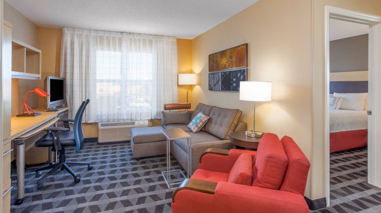 TownePlace Suites Huntsville Suite