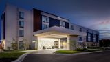 SpringHill Suites Kansas City Airport Exterior
