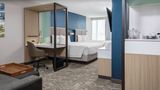 SpringHill Suites Kansas City Airport Room