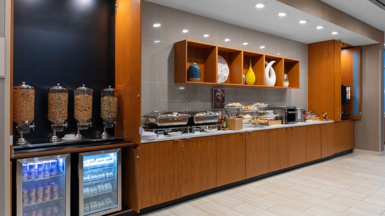<b>SpringHill Suites Kansas City Airport Restaurant</b>. Images powered by <a href="https://www.leonardoworldwide.com/" title="Leonardo Worldwide" target="_blank">Leonardo</a>.