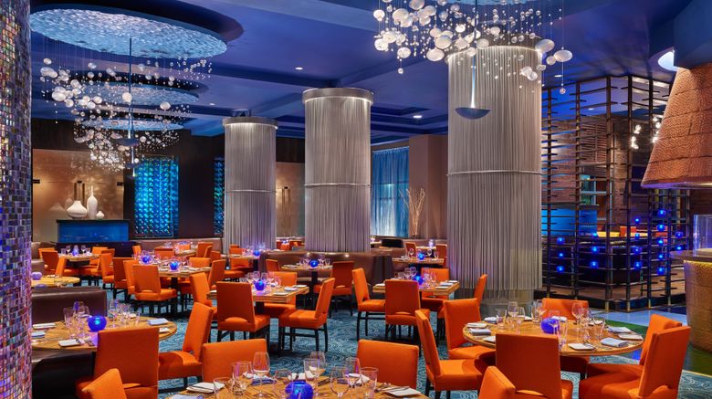 <b>Walt Disney World Dolphin Restaurant</b>. Images powered by <a href="https://www.leonardoworldwide.com/" title="Leonardo Worldwide" target="_blank">Leonardo</a>.