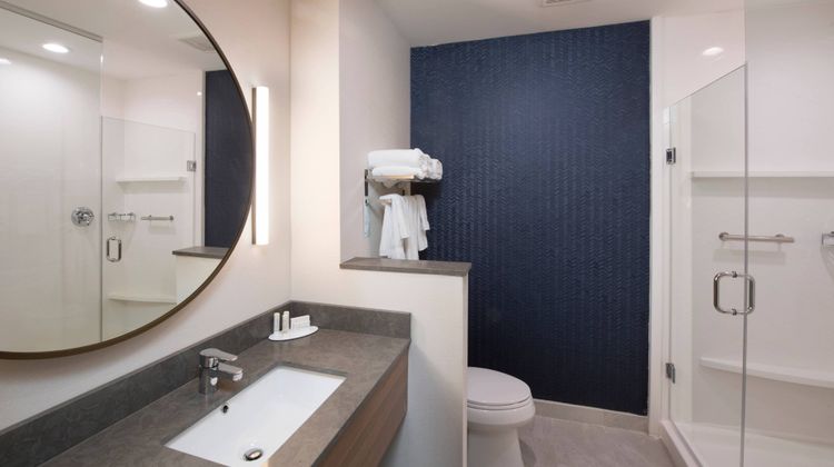 Fairfield Inn & Suites Tyler South Room