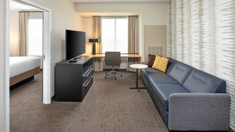 <b>Residence Inn Toronto Mississauga West Suite</b>. Images powered by <a href="https://www.leonardoworldwide.com/" title="Leonardo Worldwide" target="_blank">Leonardo</a>.