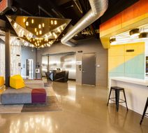 aloft Austin Airport Lobby