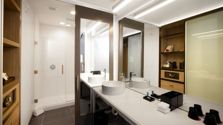 aloft Austin Airport Room