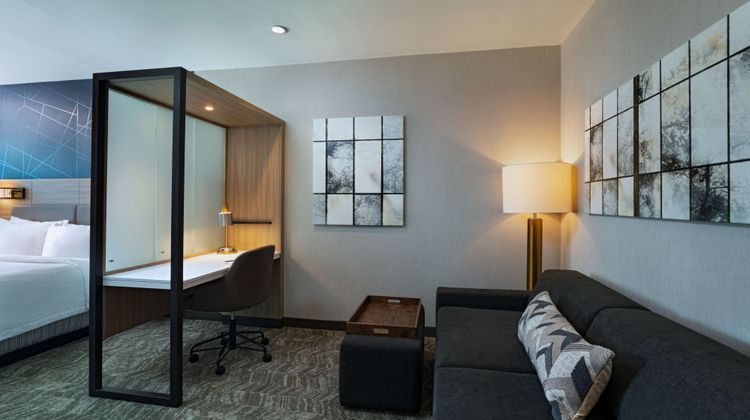 SpringHill Suites Austin Northwest Suite