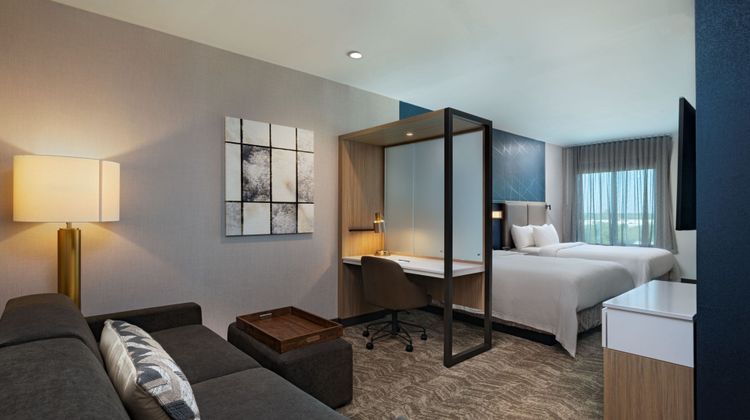 SpringHill Suites Austin Northwest Suite