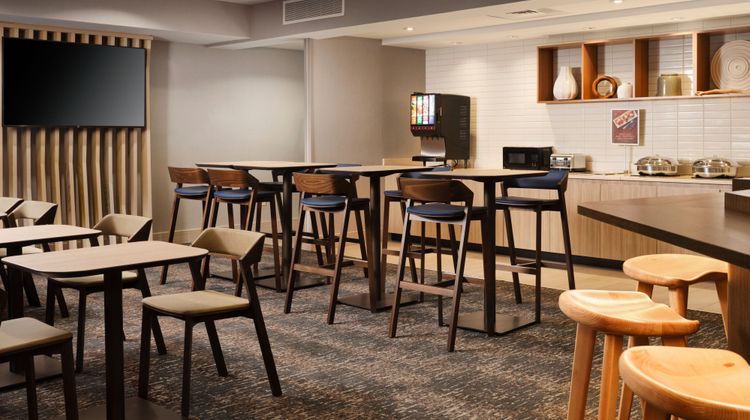 SpringHill Suites Nashville MetroCenter Restaurant