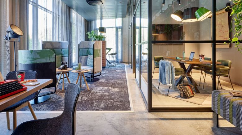 <b>Moxy Cologne Muelheim Meeting</b>. Images powered by <a href="https://www.leonardoworldwide.com/" title="Leonardo Worldwide" target="_blank">Leonardo</a>.