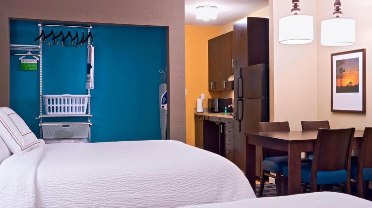TownePlace Suites Dodge City Suite