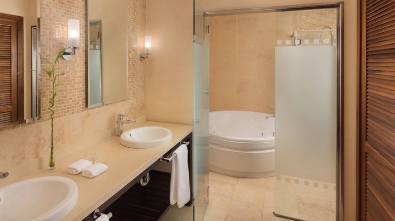<b>Sheraton Fuerteventura Beach, Golf & Spa Room</b>. Images powered by <a href="https://www.leonardoworldwide.com/" title="Leonardo Worldwide" target="_blank">Leonardo</a>.