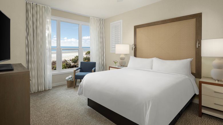 <b>Marriott's Monarch at Sea Pines Room</b>. Images powered by <a href="https://www.leonardoworldwide.com/" title="Leonardo Worldwide" target="_blank">Leonardo</a>.