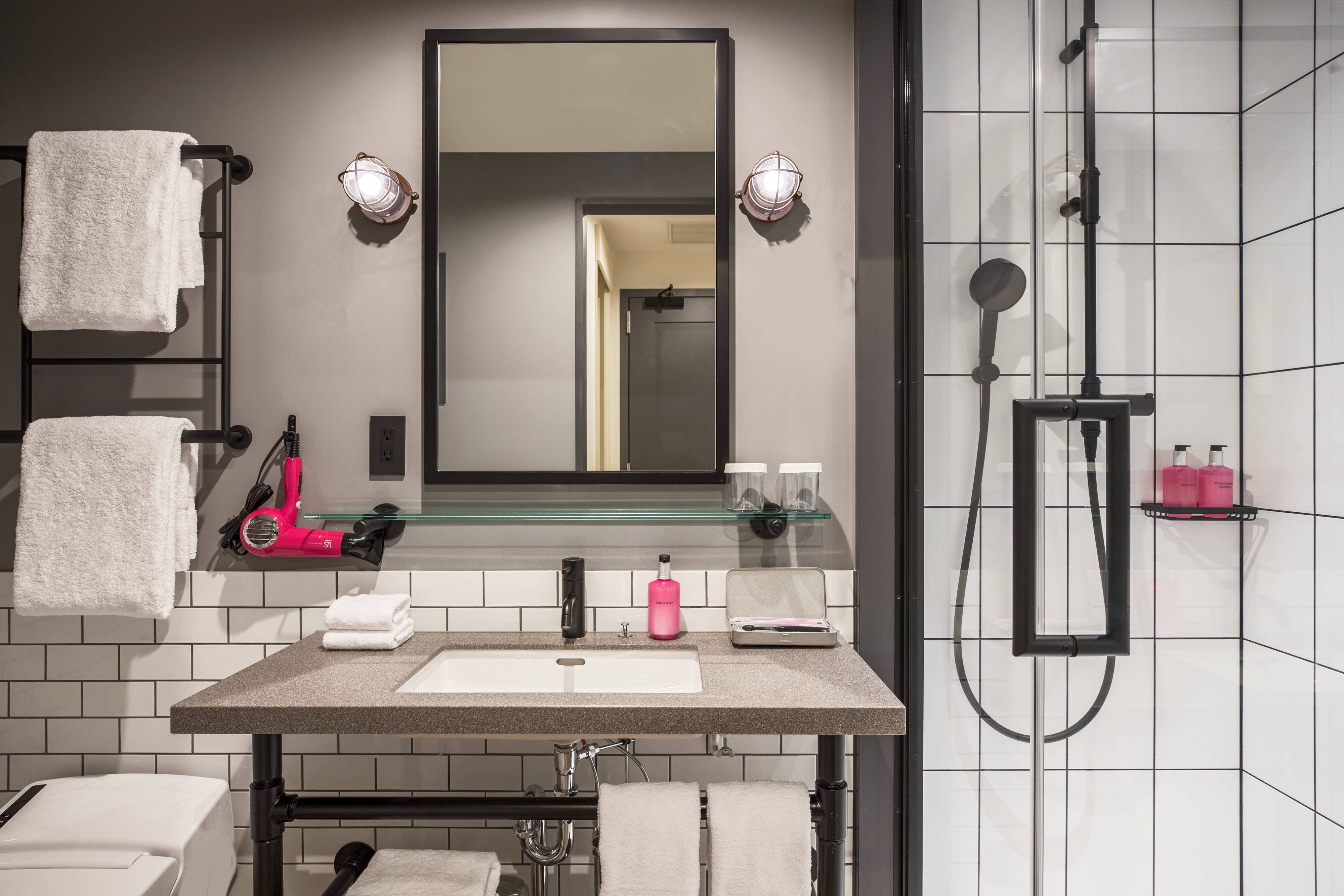 オッシー様　2-17,4-37,7-98 MOXY Osaka Honmachi- Osaka, Japan Hotels- First Class Hotels