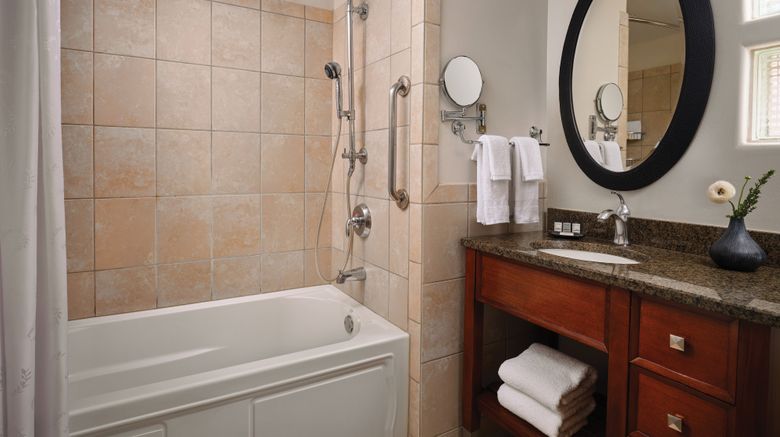 <b>Sheraton Desert Oasis Villas, Scottsdale Room</b>. Images powered by <a href="https://www.leonardoworldwide.com/" title="Leonardo Worldwide" target="_blank">Leonardo</a>.