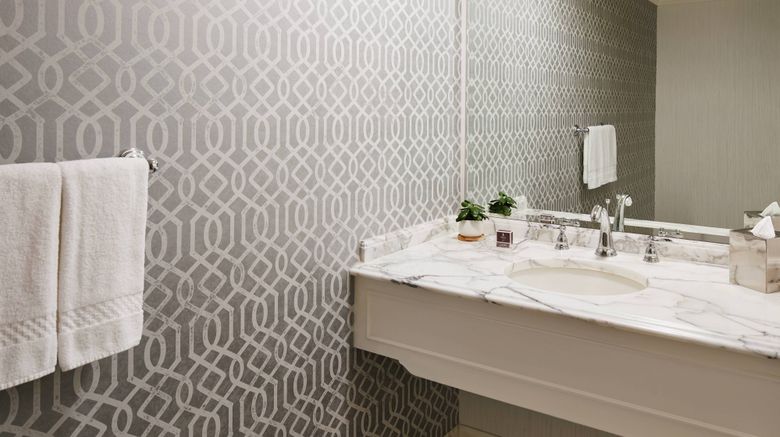 <b>The Ritz-Carlton, San Francisco Room</b>. Images powered by <a href="https://www.leonardoworldwide.com/" title="Leonardo Worldwide" target="_blank">Leonardo</a>.