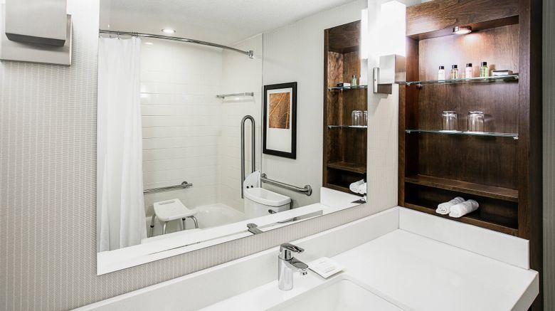 <b>Delta Hotels by Marriott Quebec Room</b>. Images powered by <a href="https://www.leonardoworldwide.com/" title="Leonardo Worldwide" target="_blank">Leonardo</a>.