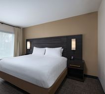 Residence Inn New Brunswick Tower Center Room