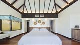 Sheraton Maldives Full Moon Resort & Spa Pool