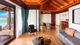 Sheraton Maldives Full Moon Resort & Spa Suite
