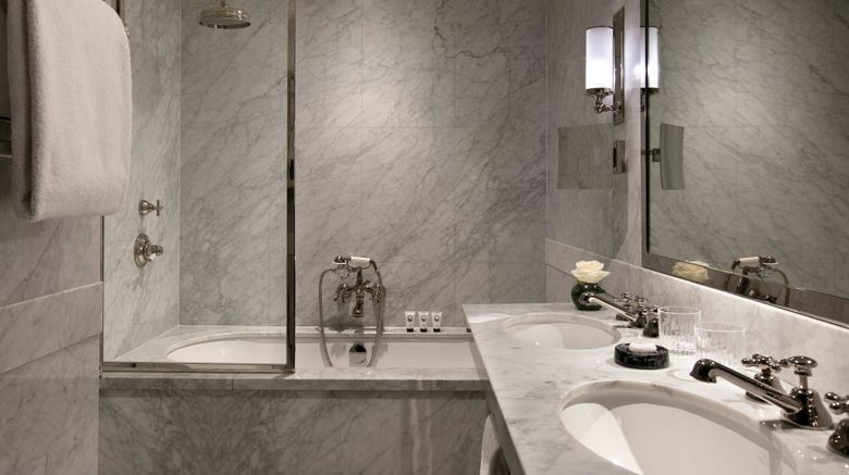 <b>Hotel de Berri, Luxury Collection Hotel Room</b>. Images powered by <a href=https://www.travelagewest.com/Hotels/Paris/