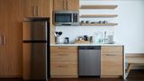Element Irvine Suite