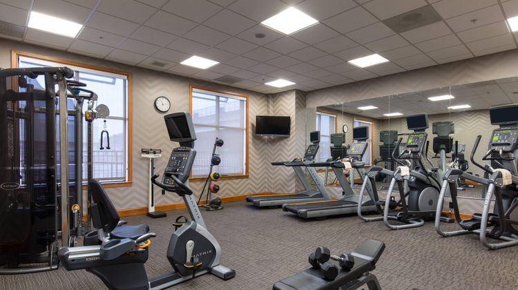 Residence Inn Springfield Old Keene Mill Recreation