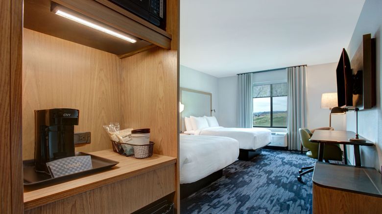 <b>Fairfield Inn & Suites Denver Southwest Suite</b>. Images powered by <a href="https://www.leonardoworldwide.com/" title="Leonardo Worldwide" target="_blank">Leonardo</a>.